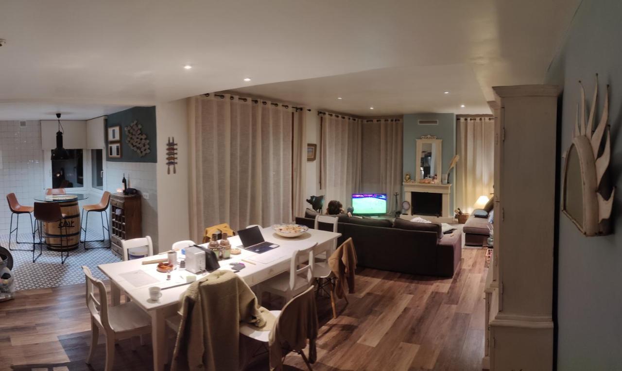 Villa Mas Sopes Сант-Педро-Пескадор Экстерьер фото